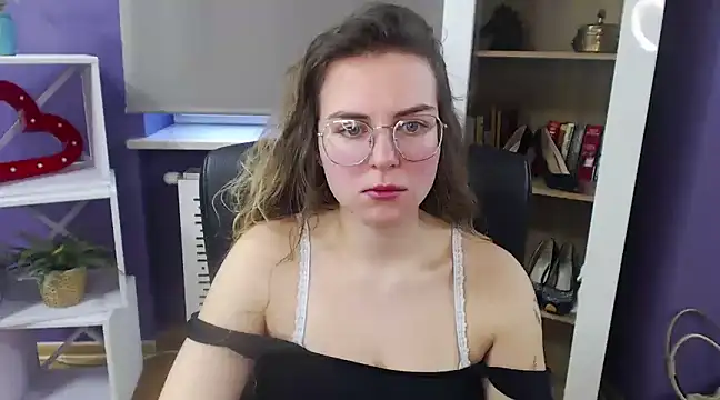Snapshot of Zoey_Erotic chatting on 01/27/25, 08:51 Zoey Erotic online show from 01/27/25, 08:51