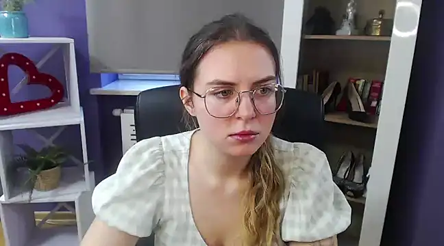 Snapshot of Zoey_Erotic chatting on 01/30/25, 08:54 Zoey Erotic online show from 01/30/25, 08:54