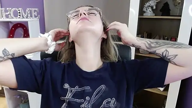 Zoey Erotic online show from 12/03/25, 05:37