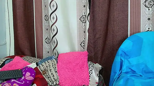 Snapshot of brenlissy89 chatting on 11/28/25, 04:42 brenlissy89 online show from 11/28/25, 04:42