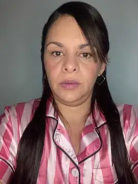 Snapshot of Kataliina chatting on 02/04/25, 04:15 Kataliina online show from 02/04/25, 04:15