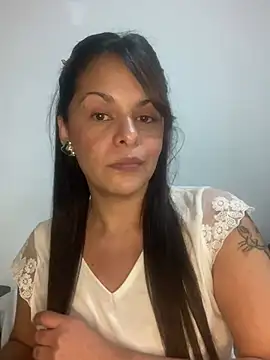 Snapshot of Kataliina chatting on 02/26/25, 02:26 Kataliina online show from 02/26/25, 02:26