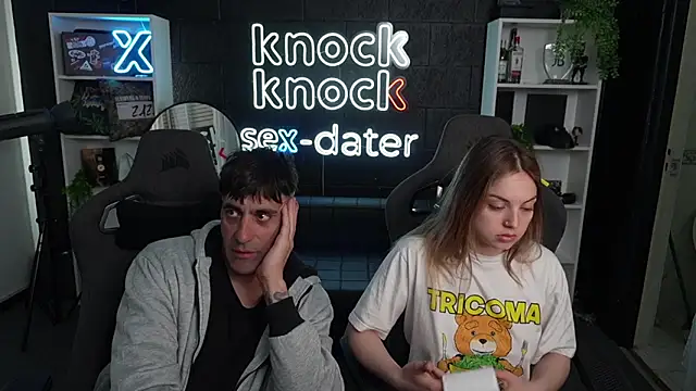 Snapshot of Elnonoykeila77 chatting on 09/27/25, 05:40 Elnonoykeila77 online show from 09/27/25, 05:40