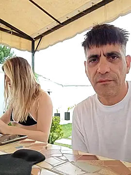 Snapshot of Elnonoykeila77 chatting on 01/15/26, 01:26 Elnonoykeila77 online show from 01/15/26, 01:26