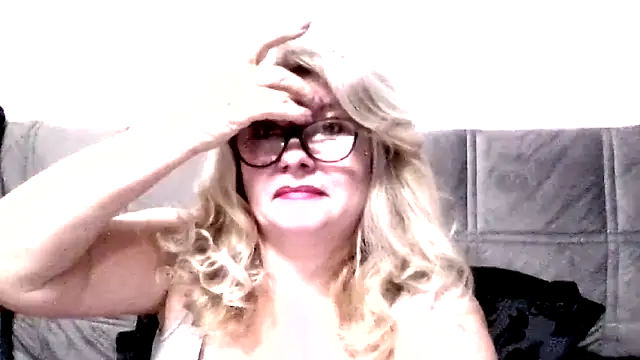 Diana 49 online show from 02/25/26, 02:43