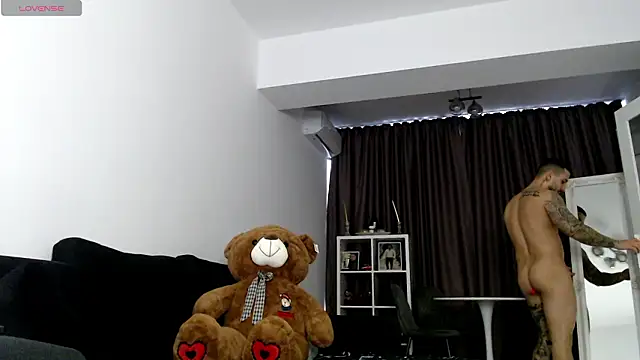  DylanGreen online show from 03/26/26, 07:14