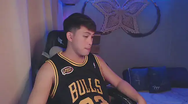 Snapshot of princeJayX chatting on 12/10/24, 09:33 princeJayX online show from 12/10/24, 09:33