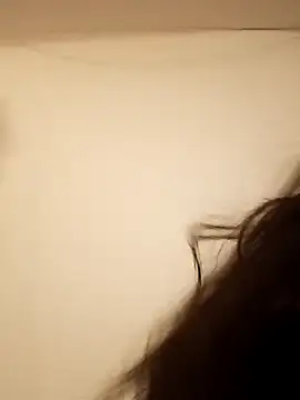 piiruwx online show from 10/27/25, 03:27