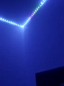 Snapshot of Zoni111 chatting on 10/03/25, 12:24 Zoni111 online show from 10/03/25, 12:24