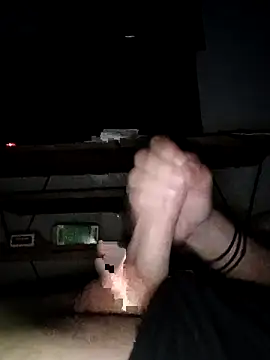 Snapshot of Zoni111 chatting on 11/19/25, 01:33 Zoni111 online show from 11/19/25, 01:33