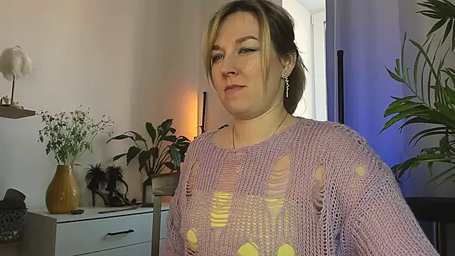 5 in one online show from 04/11/26, 07:56