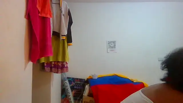 Snapshot of Aishamara chatting on 11/01/25, 05:42 Aishamara online show from 11/01/25, 05:42