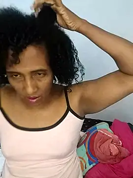 Snapshot of Aishamara chatting on 11/30/25, 05:44 Aishamara online show from 11/30/25, 05:44