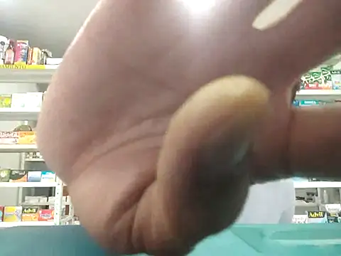 Snapshot of PrivCamZone chatting on 10/13/25, 09:59 PrivCamZone online show from 10/13/25, 09:59