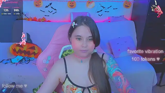 Lolisuccub online show from 10/20/25, 05:13