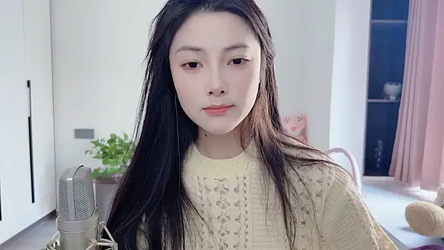 Snapshot of HaagenDazs_ chatting on 12/03/24, 05:42 HaagenDazs online show from 12/03/24, 05:42