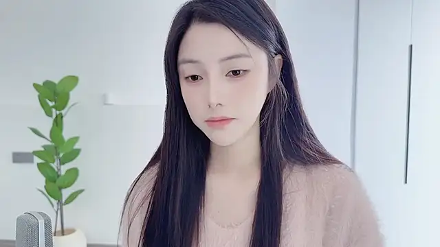 Snapshot of HaagenDazs_ chatting on 11/01/25, 03:19 HaagenDazs online show from 11/01/25, 03:19