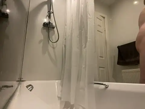 Snapshot of boilinghot123 chatting on 11/12/25, 10:09 boilinghot123 online show from 11/12/25, 10:09