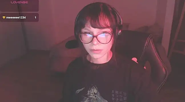 Snapshot of modjo_ chatting on 01/28/25, 02:00 modjo online show from 01/28/25, 02:00