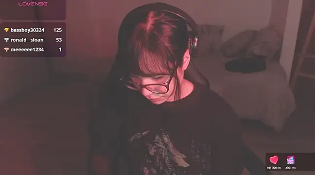 Snapshot of modjo_ chatting on 01/28/25, 05:11 modjo online show from 01/28/25, 05:11