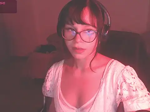 Snapshot of modjo_ chatting on 01/31/25, 06:24 modjo online show from 01/31/25, 06:24