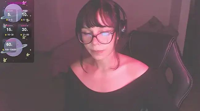 Snapshot of modjo_ chatting on 03/06/25, 10:41 modjo online show from 03/06/25, 10:41