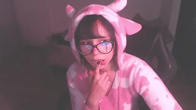 Snapshot of modjo_ chatting on 10/07/25, 04:53 modjo online show from 10/07/25, 04:53