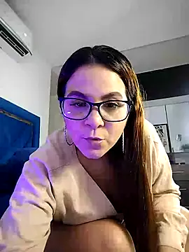 Snapshot of Susaan_Miilf chatting on 06/07/26, 06:55 Susaan Miilf online show from 06/07/26, 06:55