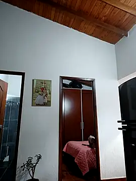 LunaZambrano online show from 02/04/26, 01:50