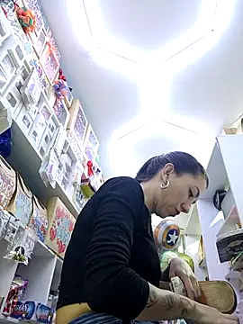 LunaZambrano online show from 03/02/26, 05:53