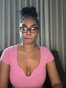 CandyLuxxxx online show from 01/11/25, 07:38