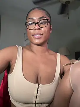 CandyLuxxxx online show from 03/01/25, 09:37