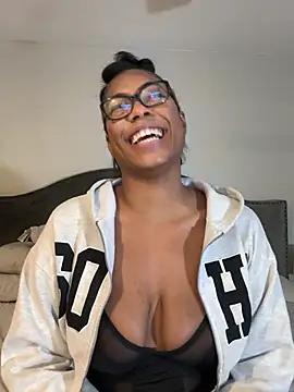 CandyLuxxxx online show from 03/09/25, 03:01