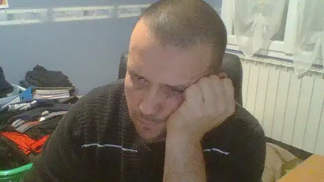 Snapshot of manubm03 chatting on 12/02/25, 05:30 manubm03 online show from 12/02/25, 05:30