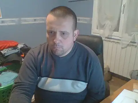 manubm03 online show from 02/02/26, 10:25