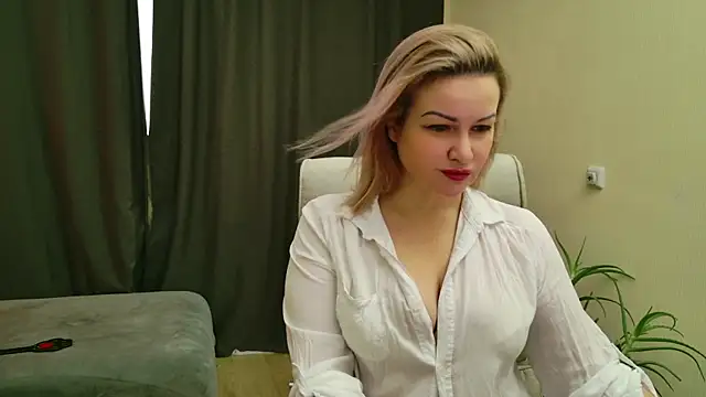 MishaMILF online show from 02/06/25, 10:04