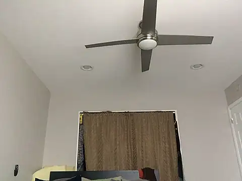 Snapshot of Londonfrotadejr chatting on 12/08/24, 06:17 Londonfrotadejr online show from 12/08/24, 06:17