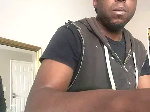 Snapshot of Londonfrotadejr chatting on 03/13/25, 11:59 Londonfrotadejr online show from 03/13/25, 11:59