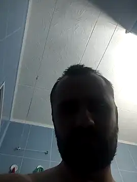 Snapshot of Govora chatting on 12/31/24, 03:53 Govora online show from 12/31/24, 03:53