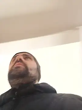 Snapshot of Govora chatting on 02/19/25, 10:01 Govora online show from 02/19/25, 10:01