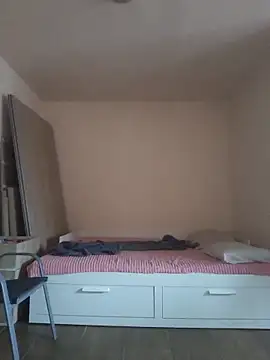 Snapshot of Govora chatting on 11/29/25, 10:40 Govora online show from 11/29/25, 10:40