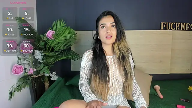 violet giraldo online show from 03/06/26, 07:43