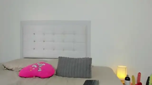 Snapshot of Sofia_Blosom chatting on 10/29/25, 10:44 Sofia Blosom online show from 10/29/25, 10:44