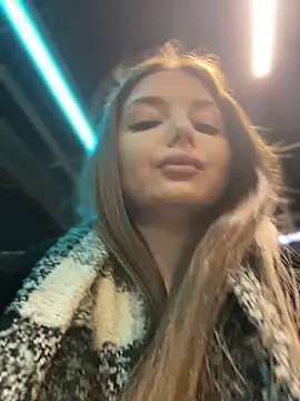 KrisMagnoly online show from 12/28/24, 04:30