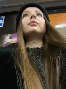 KrisMagnoly online show from 01/12/25, 06:49