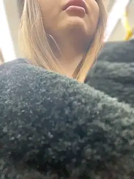 KrisMagnoly online show from 03/07/25, 04:22