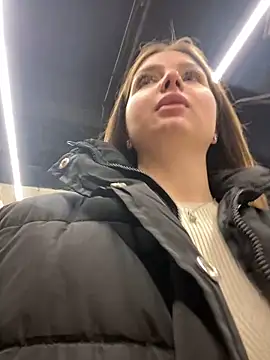 KrisMagnoly online show from 09/30/25, 05:29