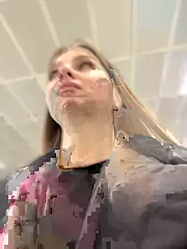 KrisMagnoly online show from 10/12/25, 05:23