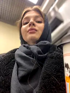 KrisMagnoly online show from 11/05/25, 05:46