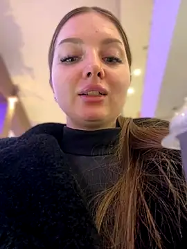 KrisMagnoly online show from 12/14/25, 04:45